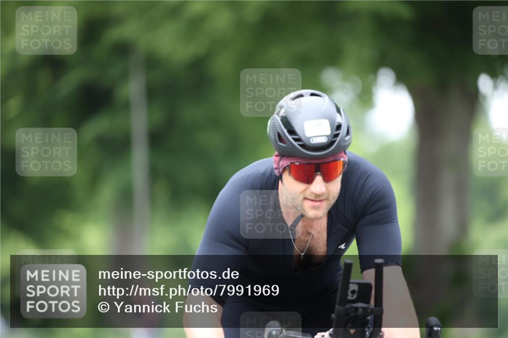 15.06.2025 - 7 Türme Triathlon Yannick Fuchs http://msf.ph/oto/7991969 15.06.2025 11:59:37 Radfahren 243 meine-sportfotos.de