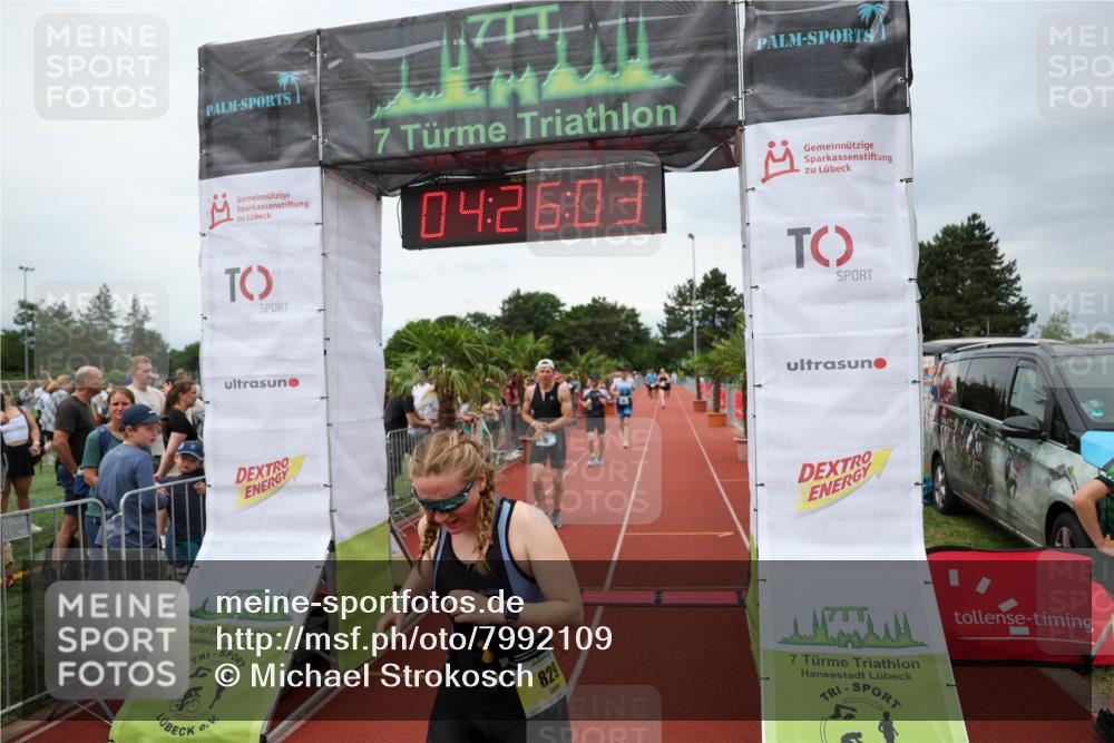 15.06.2025 - 7 Türme Triathlon Michael Strokosch http://msf.ph/oto/7992109 15.06.2025 14:26:03 Ziel 449, 562, 586, 639, 829 meine-sportfotos.de
