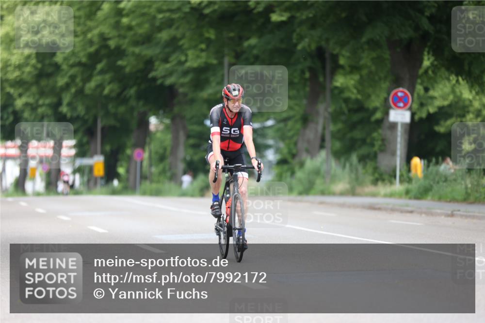 15.06.2025 - 7 Türme Triathlon Yannick Fuchs http://msf.ph/oto/7992172 15.06.2025 11:59:55 Radfahren  meine-sportfotos.de