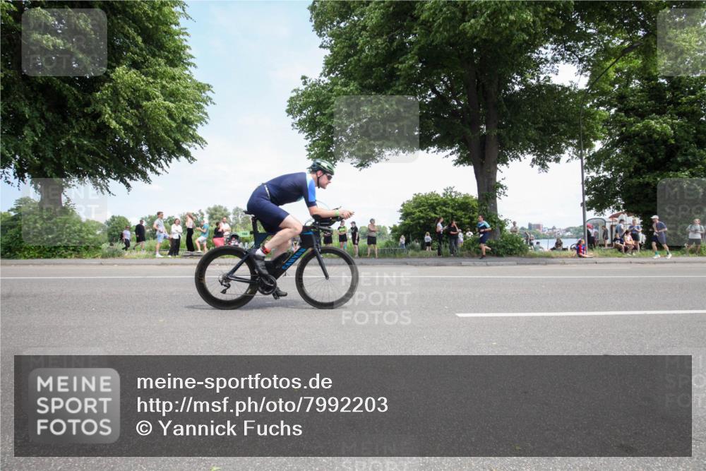 15.06.2025 - 7 Türme Triathlon Yannick Fuchs http://msf.ph/oto/7992203 15.06.2025 13:26:48 Radfahren 672, 760, 1071, 1153 meine-sportfotos.de