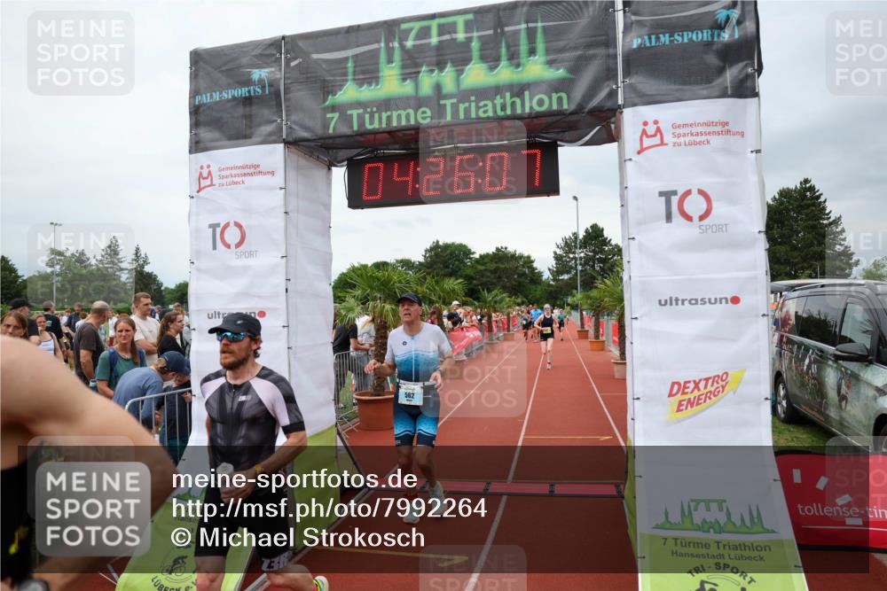 15.06.2025 - 7 Türme Triathlon Michael Strokosch http://msf.ph/oto/7992264 15.06.2025 14:26:07 Ziel 449, 562, 586, 639, 829, 867 meine-sportfotos.de