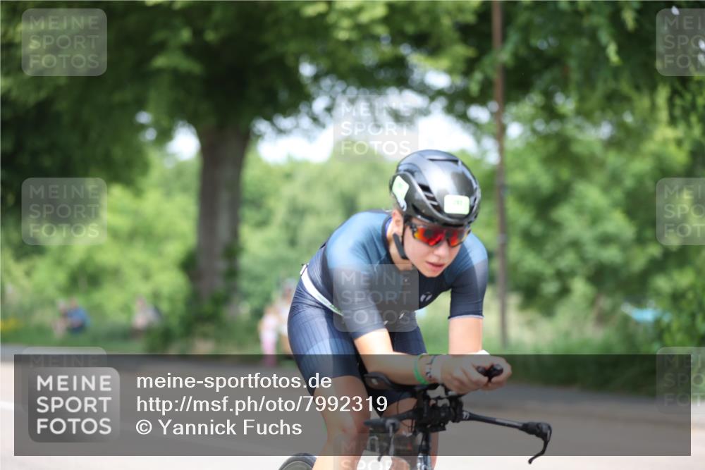 15.06.2025 - 7 Türme Triathlon Yannick Fuchs http://msf.ph/oto/7992319 15.06.2025 13:05:31 Radfahren 292, 457 meine-sportfotos.de