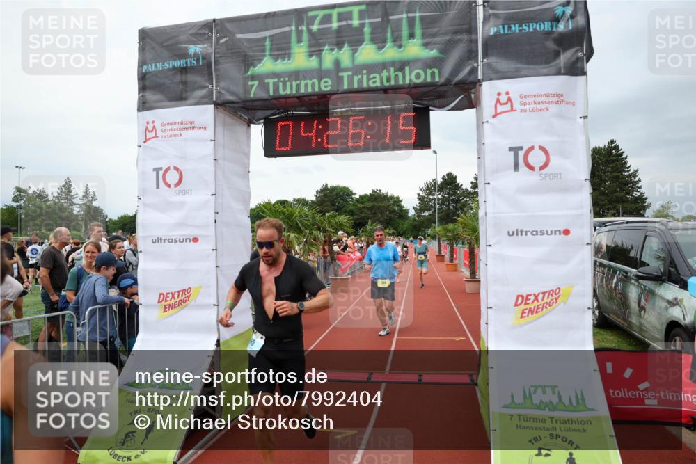15.06.2025 - 7 Türme Triathlon Michael Strokosch http://msf.ph/oto/7992404 15.06.2025 14:26:15 Ziel 665, 703, 759, 768, 866, 867 meine-sportfotos.de