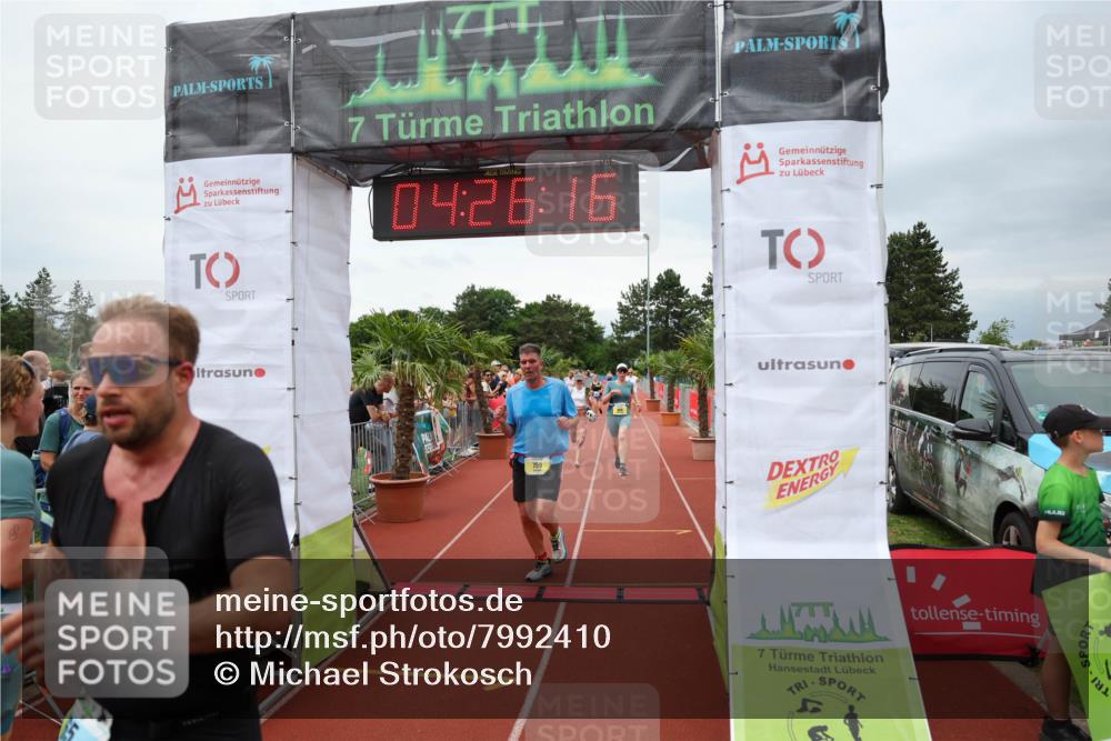 15.06.2025 - 7 Türme Triathlon Michael Strokosch http://msf.ph/oto/7992410 15.06.2025 14:26:15 Ziel 665, 703, 759, 768, 866, 867 meine-sportfotos.de