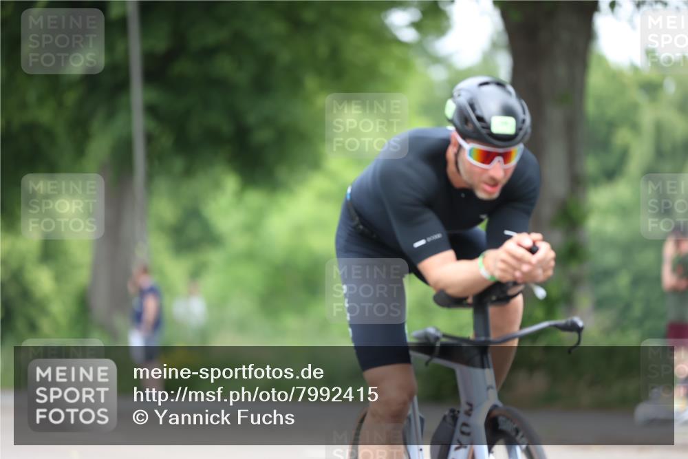 15.06.2025 - 7 Türme Triathlon Yannick Fuchs http://msf.ph/oto/7992415 15.06.2025 12:02:21 Radfahren 250, 286 meine-sportfotos.de