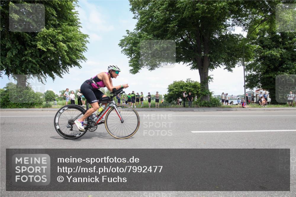 15.06.2025 - 7 Türme Triathlon Yannick Fuchs http://msf.ph/oto/7992477 15.06.2025 13:28:12 Radfahren 290, 404, 438, 462, 838, 851, 901, 952 meine-sportfotos.de