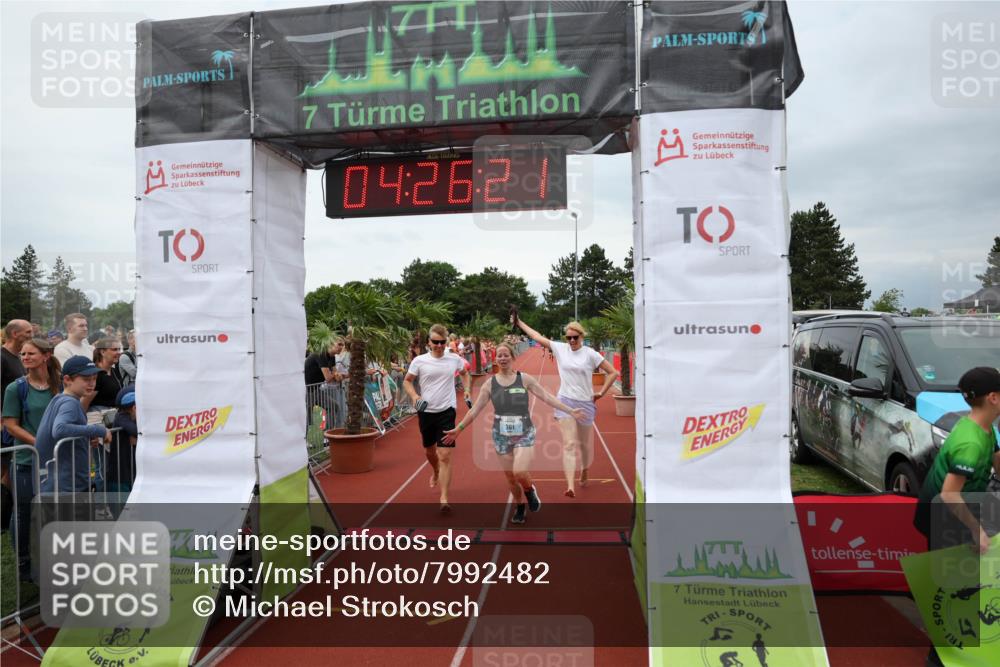 15.06.2025 - 7 Türme Triathlon Michael Strokosch http://msf.ph/oto/7992482 15.06.2025 14:26:20 Ziel 361, 665, 703, 759, 768, 866 meine-sportfotos.de