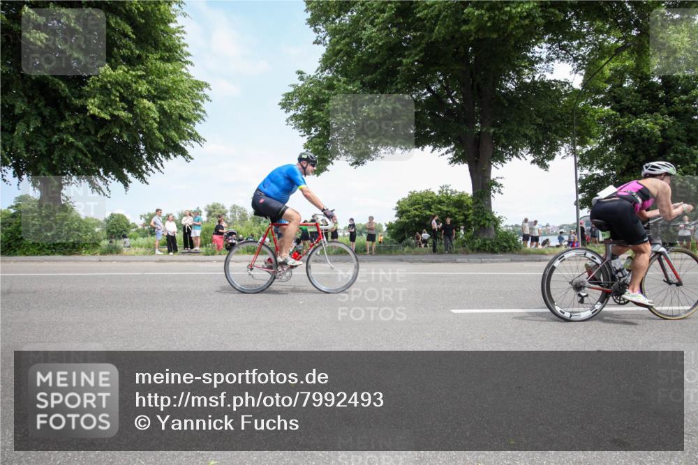 15.06.2025 - 7 Türme Triathlon Yannick Fuchs http://msf.ph/oto/7992493 15.06.2025 13:28:12 Radfahren 290, 404, 438, 462, 838, 851, 901, 952 meine-sportfotos.de