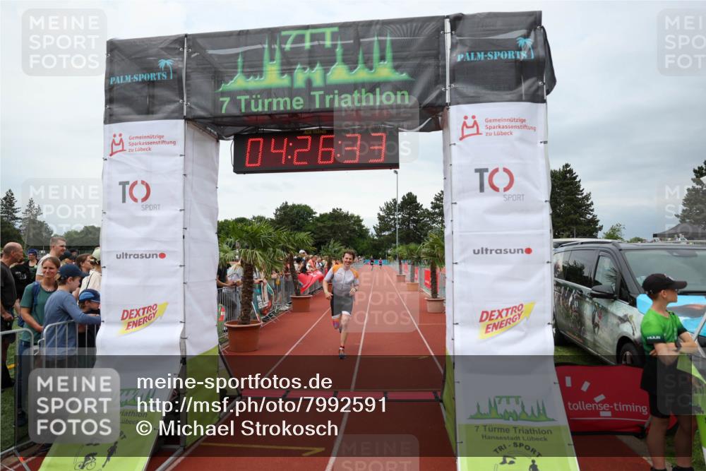 15.06.2025 - 7 Türme Triathlon Michael Strokosch http://msf.ph/oto/7992591 15.06.2025 14:26:33 Ziel 438, 725 meine-sportfotos.de