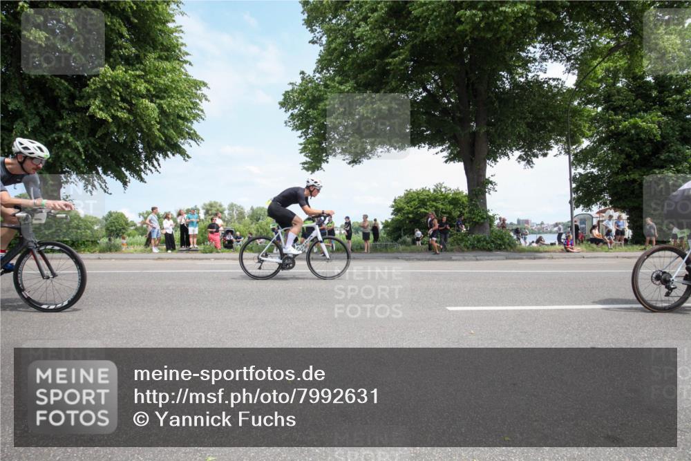 15.06.2025 - 7 Türme Triathlon Yannick Fuchs http://msf.ph/oto/7992631 15.06.2025 13:28:48 Radfahren 274, 557, 558, 595, 745, 804, 805, 886, 1049 meine-sportfotos.de