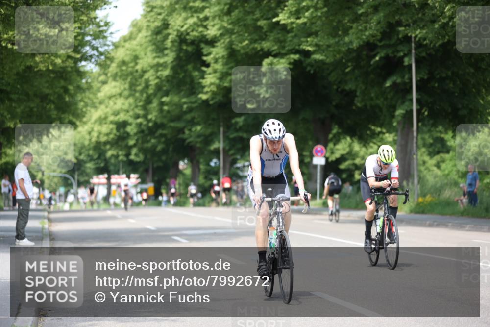 15.06.2025 - 7 Türme Triathlon Yannick Fuchs http://msf.ph/oto/7992672 15.06.2025 13:06:01 Radfahren 320, 447, 479, 794, 972 meine-sportfotos.de