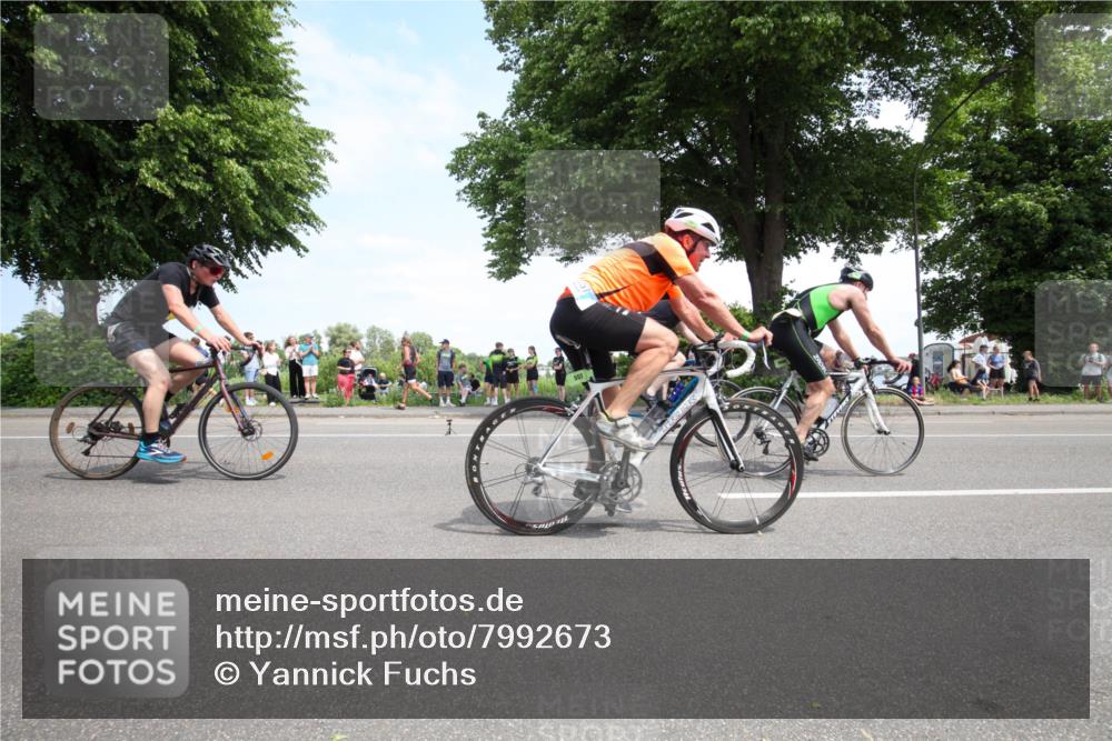 15.06.2025 - 7 Türme Triathlon Yannick Fuchs http://msf.ph/oto/7992673 15.06.2025 13:28:51 Radfahren 274, 339, 557, 558, 595, 745, 804, 805, 886, 1045, 1049 meine-sportfotos.de