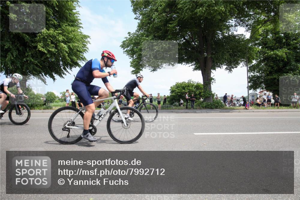 15.06.2025 - 7 Türme Triathlon Yannick Fuchs http://msf.ph/oto/7992712 15.06.2025 13:28:52 Radfahren 339, 557, 558, 592, 595, 745, 805, 886, 1006, 1045, 1049 meine-sportfotos.de