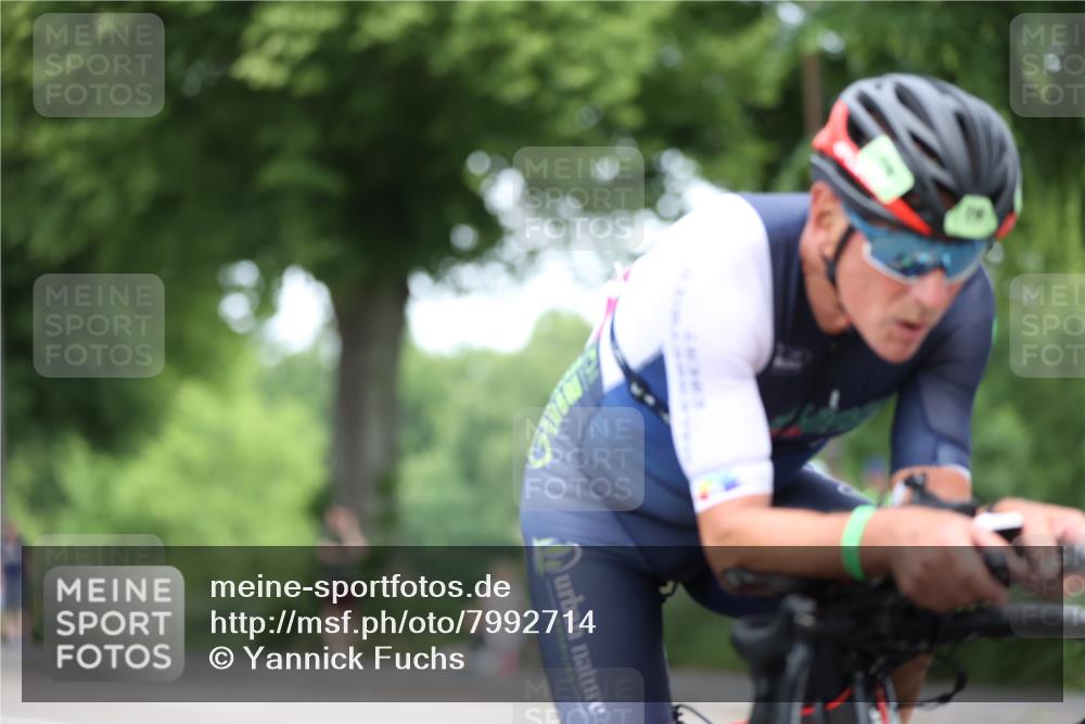 15.06.2025 - 7 Türme Triathlon Yannick Fuchs http://msf.ph/oto/7992714 15.06.2025 12:02:56 Radfahren 216 meine-sportfotos.de