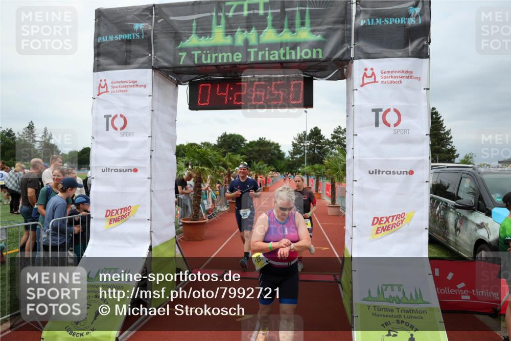 15.06.2025 - 7 Türme Triathlon Michael Strokosch http://msf.ph/oto/7992721 15.06.2025 14:26:49 Ziel 385, 1022, 1194 meine-sportfotos.de