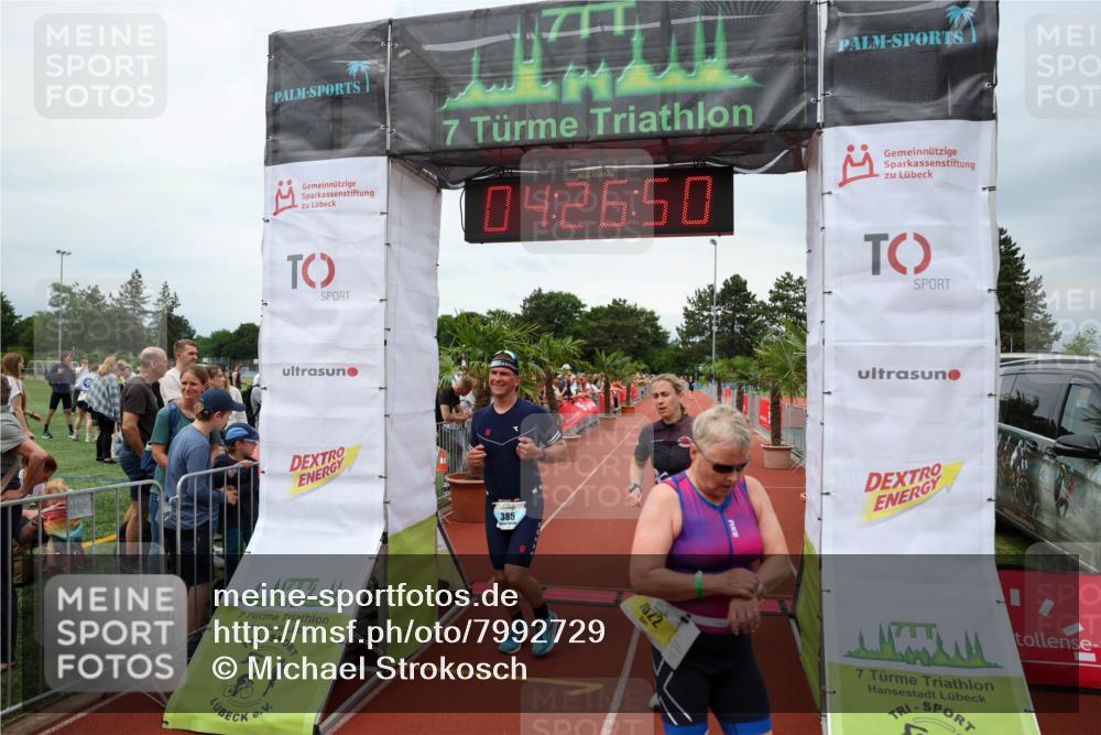 15.06.2025 - 7 Türme Triathlon Michael Strokosch http://msf.ph/oto/7992729 15.06.2025 14:26:50 Ziel 385, 1022, 1194 meine-sportfotos.de