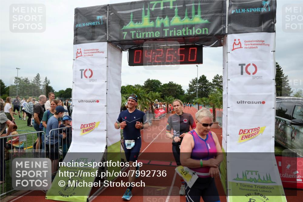 15.06.2025 - 7 Türme Triathlon Michael Strokosch http://msf.ph/oto/7992736 15.06.2025 14:26:50 Ziel 385, 1022, 1194 meine-sportfotos.de