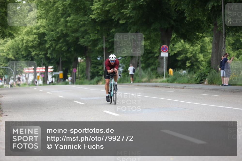 15.06.2025 - 7 Türme Triathlon Yannick Fuchs http://msf.ph/oto/7992772 15.06.2025 12:03:07 Radfahren  meine-sportfotos.de