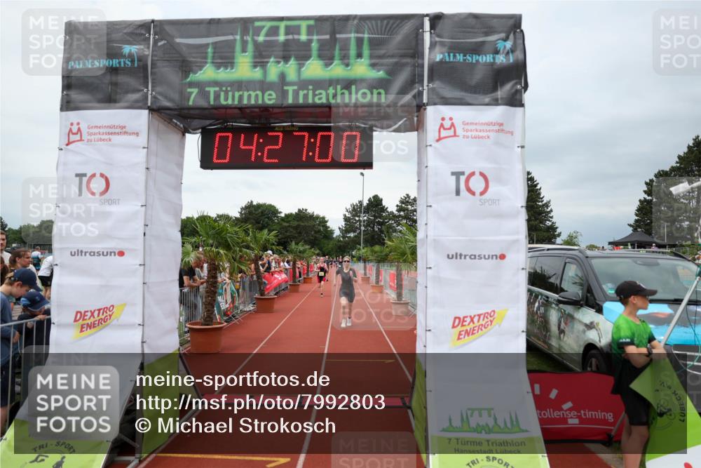 15.06.2025 - 7 Türme Triathlon Michael Strokosch http://msf.ph/oto/7992803 15.06.2025 14:27:00 Ziel 908, 1040 meine-sportfotos.de