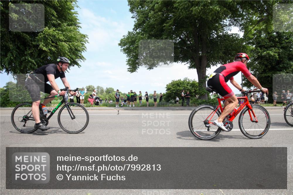 15.06.2025 - 7 Türme Triathlon Yannick Fuchs http://msf.ph/oto/7992813 15.06.2025 13:29:01 Radfahren 339, 592, 653, 680, 833, 1006, 1045 meine-sportfotos.de