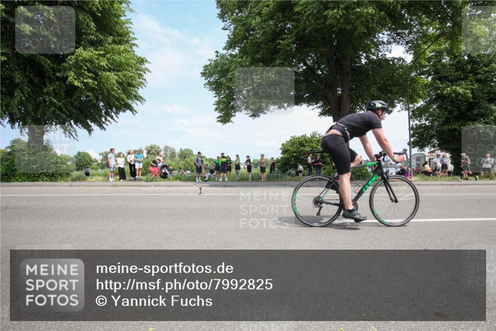 15.06.2025 - 7 Türme Triathlon Yannick Fuchs http://msf.ph/oto/7992825 15.06.2025 13:29:02 Radfahren 592, 653, 680, 833, 1006 meine-sportfotos.de