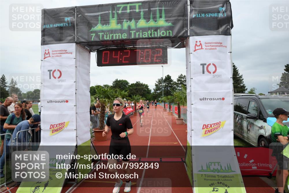 15.06.2025 - 7 Türme Triathlon Michael Strokosch http://msf.ph/oto/7992849 15.06.2025 14:27:02 Ziel 908, 1040 meine-sportfotos.de