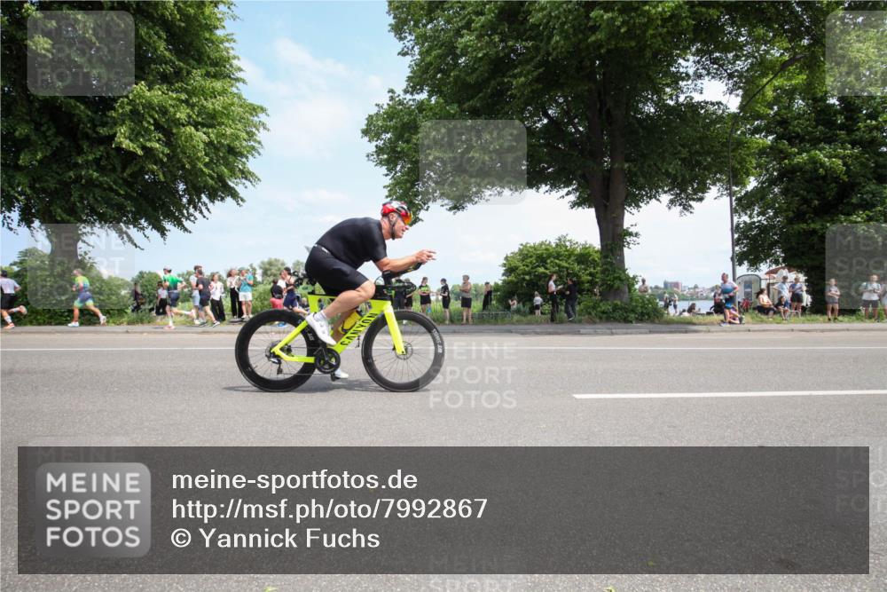 15.06.2025 - 7 Türme Triathlon Yannick Fuchs http://msf.ph/oto/7992867 15.06.2025 13:29:18 Radfahren 232, 316, 434 meine-sportfotos.de