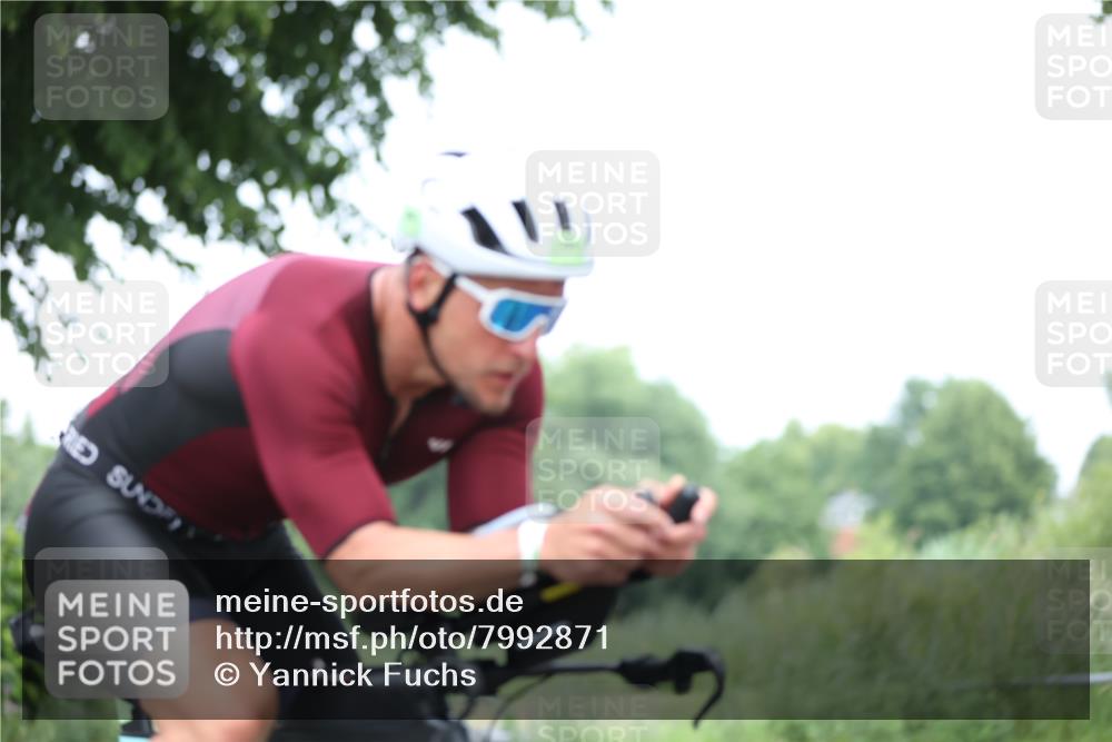 15.06.2025 - 7 Türme Triathlon Yannick Fuchs http://msf.ph/oto/7992871 15.06.2025 12:03:09 Radfahren  meine-sportfotos.de