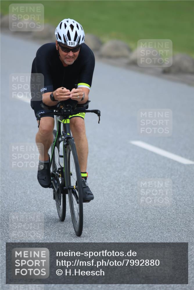 21.06.2025 - 27. Vierlanden-Triathlon H.Heesch http://msf.ph/oto/7992880 15.06.2025 12:03:55 Radfahren 151, 638, 764, 775, 798, 858, 956 meine-sportfotos.de