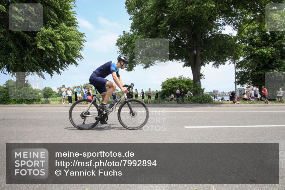 15.06.2025 - 7 Türme Triathlon Yannick Fuchs http://msf.ph/oto/7992894 15.06.2025 13:29:38 Radfahren 284, 499, 623, 635, 707, 950 meine-sportfotos.de