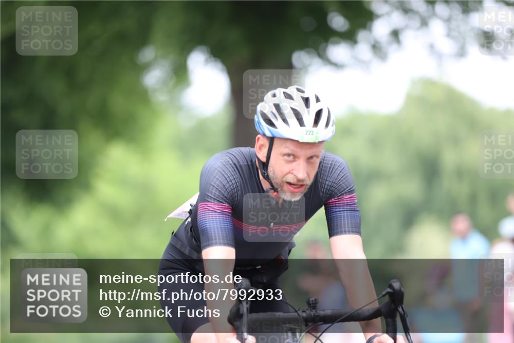 15.06.2025 - 7 Türme Triathlon Yannick Fuchs http://msf.ph/oto/7992933 15.06.2025 12:03:20 Radfahren 223, 336 meine-sportfotos.de