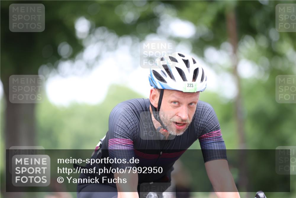 15.06.2025 - 7 Türme Triathlon Yannick Fuchs http://msf.ph/oto/7992950 15.06.2025 12:03:20 Radfahren 223, 336 meine-sportfotos.de