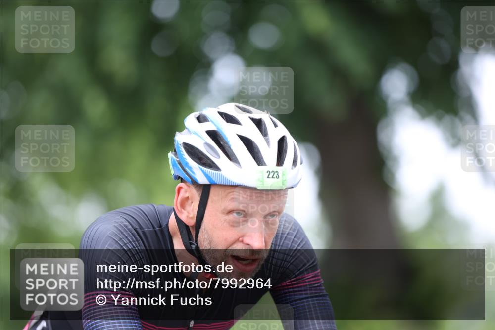 15.06.2025 - 7 Türme Triathlon Yannick Fuchs http://msf.ph/oto/7992964 15.06.2025 12:03:20 Radfahren 223, 336 meine-sportfotos.de