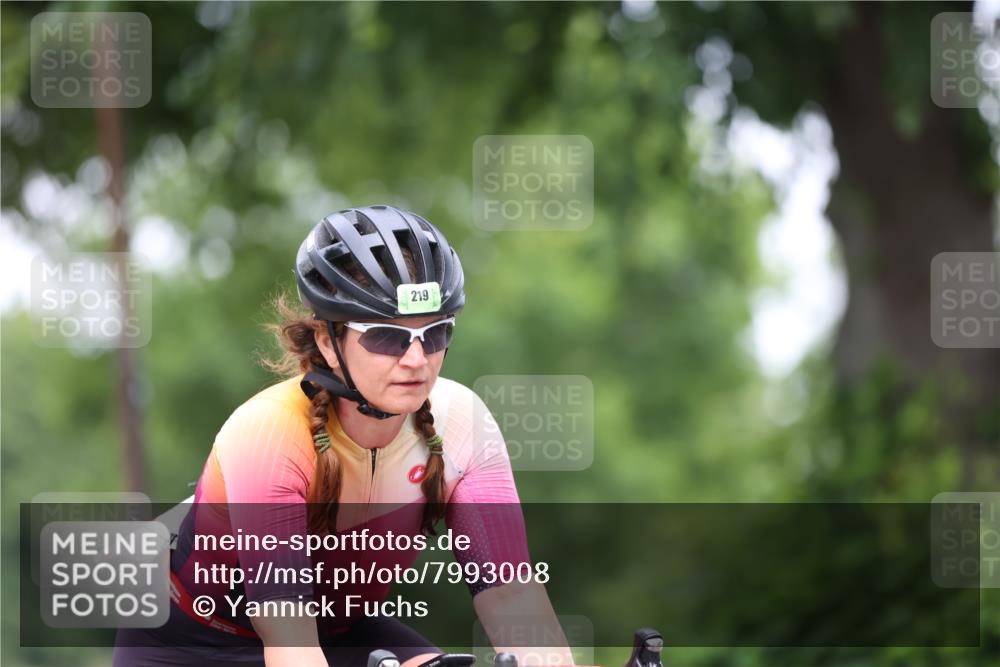 15.06.2025 - 7 Türme Triathlon Yannick Fuchs http://msf.ph/oto/7993008 15.06.2025 12:04:08 Radfahren 219 meine-sportfotos.de