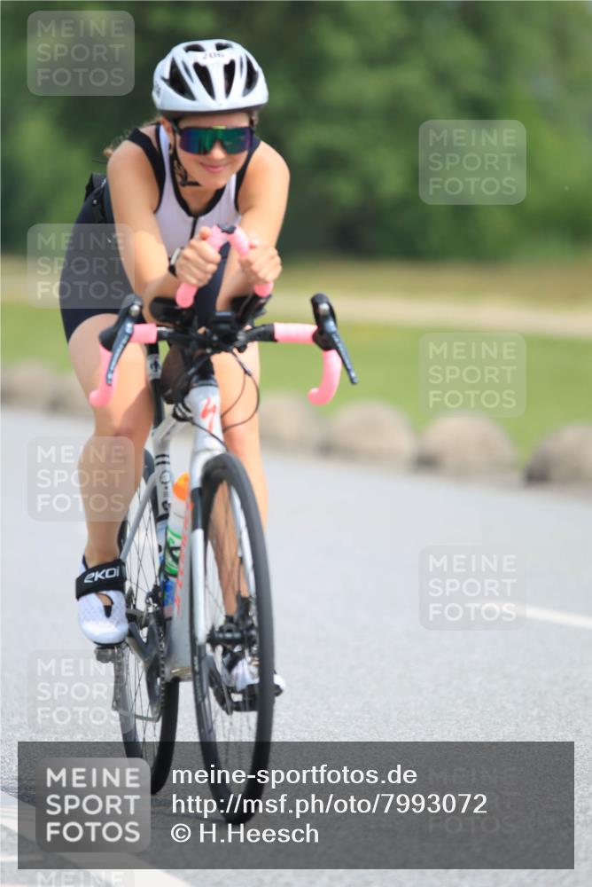 15.06.2025 - 27. Vierlanden-Triathlon H.Heesch http://msf.ph/oto/7993072 15.06.2025 10:20:45 Radfahren 206, 622 meine-sportfotos.de