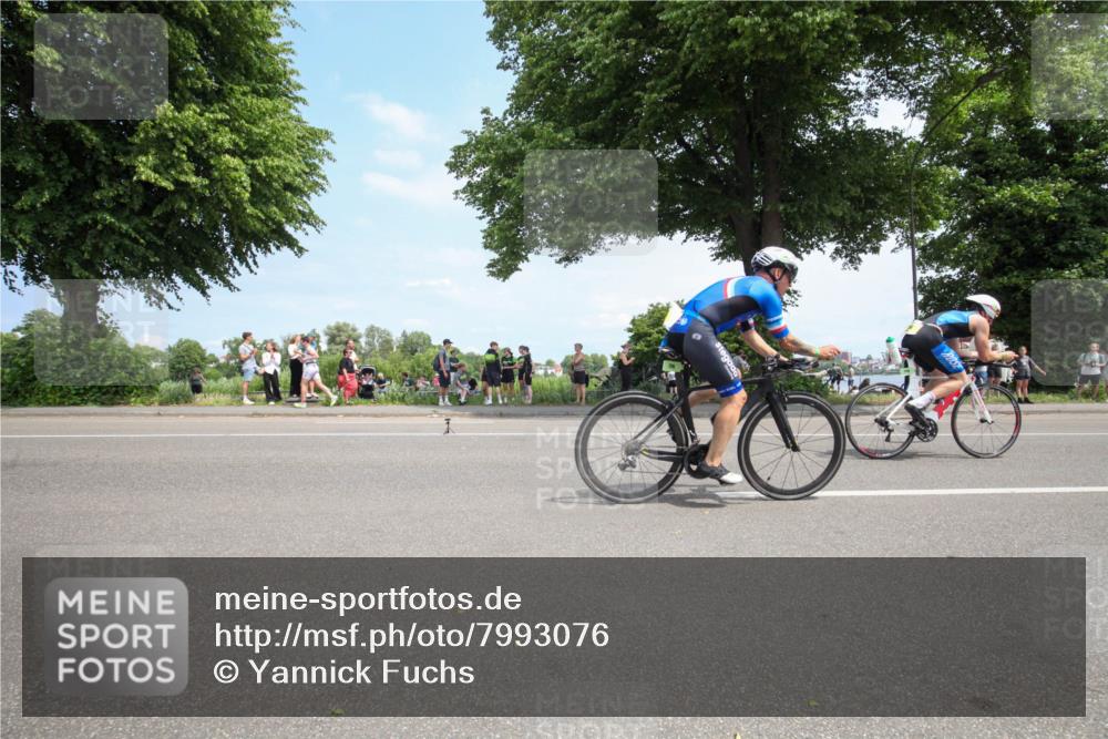 15.06.2025 - 7 Türme Triathlon Yannick Fuchs http://msf.ph/oto/7993076 15.06.2025 13:30:21 Radfahren 462, 663, 681, 872, 1019, 1028, 1070 meine-sportfotos.de