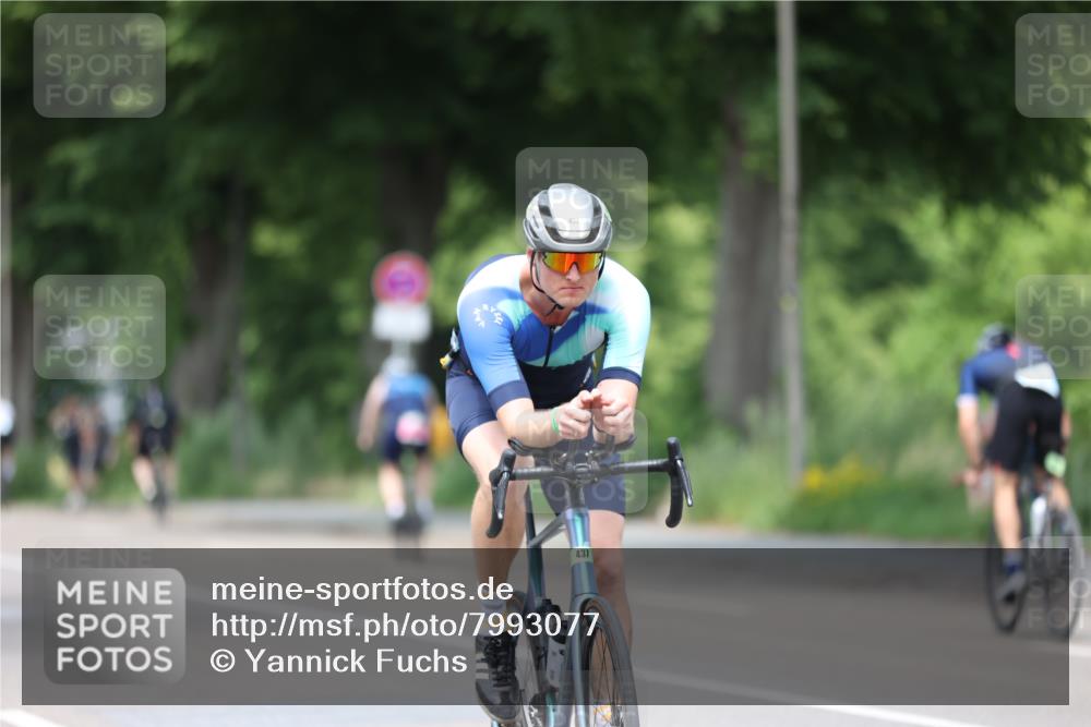 15.06.2025 - 7 Türme Triathlon Yannick Fuchs http://msf.ph/oto/7993077 15.06.2025 13:06:35 Radfahren 502, 834 meine-sportfotos.de