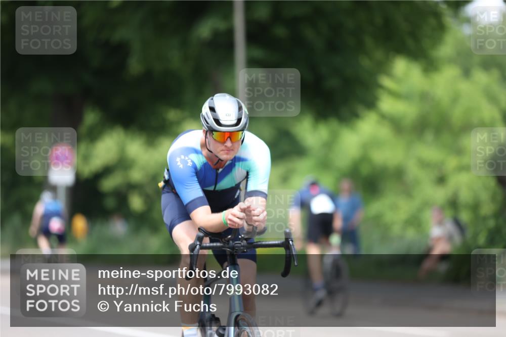 15.06.2025 - 7 Türme Triathlon Yannick Fuchs http://msf.ph/oto/7993082 15.06.2025 13:06:35 Radfahren 502, 834 meine-sportfotos.de