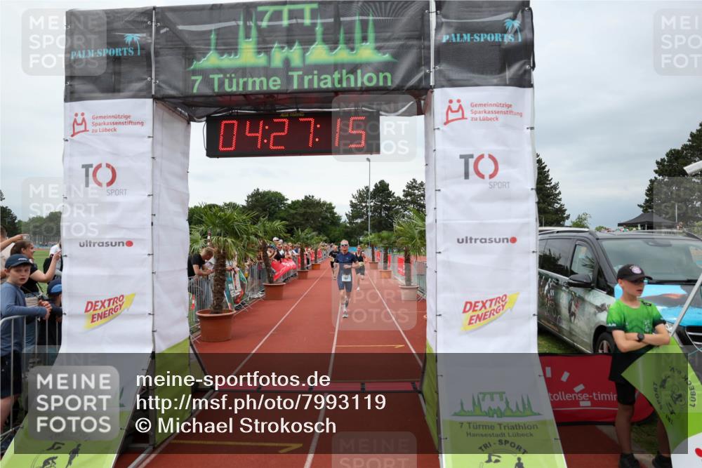 15.06.2025 - 7 Türme Triathlon Michael Strokosch http://msf.ph/oto/7993119 15.06.2025 14:27:15 Ziel 612, 621, 794, 1079 meine-sportfotos.de