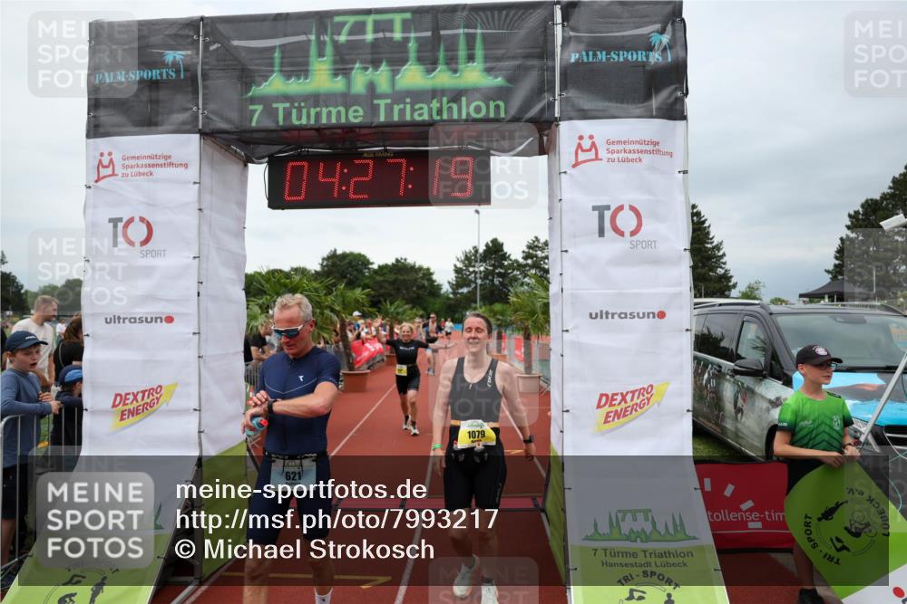 15.06.2025 - 7 Türme Triathlon Michael Strokosch http://msf.ph/oto/7993217 15.06.2025 14:27:19 Ziel 498, 612, 621, 794, 835, 1079 meine-sportfotos.de