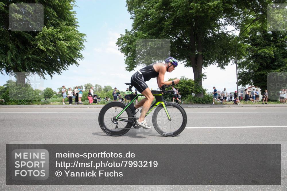 15.06.2025 - 7 Türme Triathlon Yannick Fuchs http://msf.ph/oto/7993219 15.06.2025 13:31:01 Radfahren 257, 512, 621, 636 meine-sportfotos.de