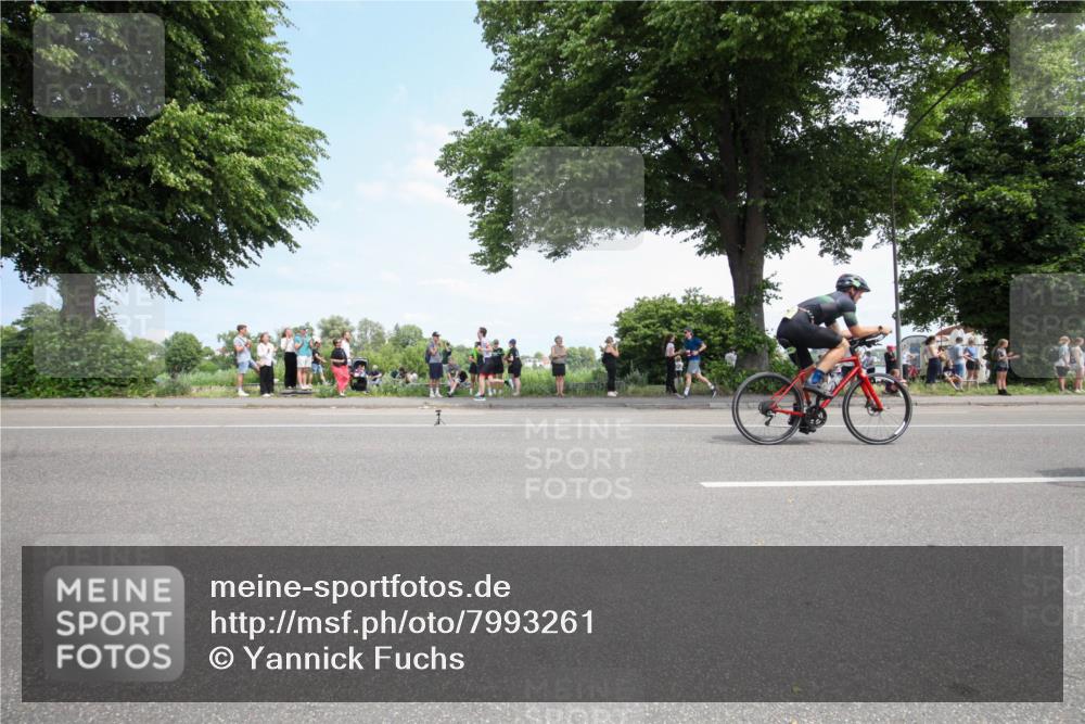 15.06.2025 - 7 Türme Triathlon Yannick Fuchs http://msf.ph/oto/7993261 15.06.2025 13:31:02 Radfahren 257, 512, 621, 636 meine-sportfotos.de