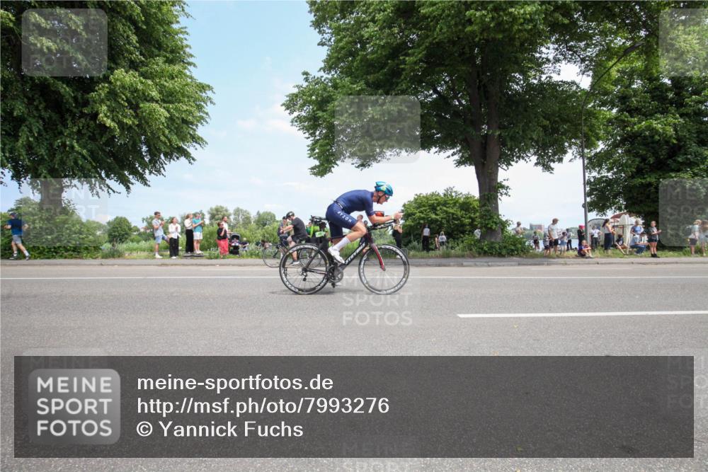 15.06.2025 - 7 Türme Triathlon Yannick Fuchs http://msf.ph/oto/7993276 15.06.2025 13:31:08 Radfahren 386, 512, 621, 938, 1166 meine-sportfotos.de