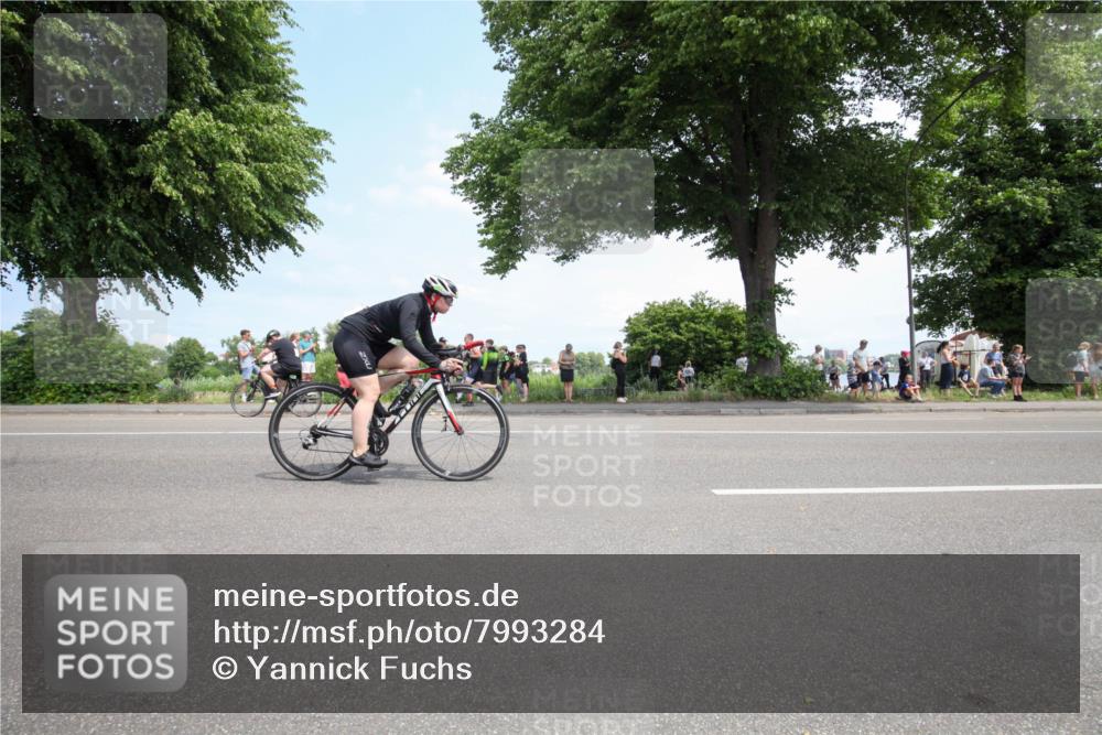 15.06.2025 - 7 Türme Triathlon Yannick Fuchs http://msf.ph/oto/7993284 15.06.2025 13:31:09 Radfahren 386, 512, 621, 938, 1166 meine-sportfotos.de