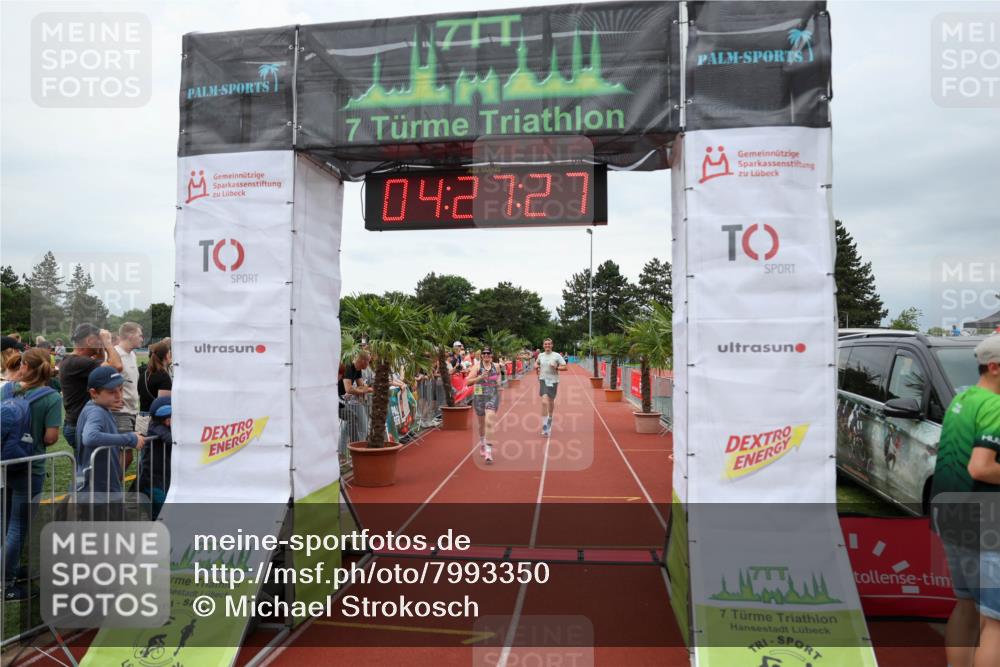 15.06.2025 - 7 Türme Triathlon Michael Strokosch http://msf.ph/oto/7993350 15.06.2025 14:27:26 Ziel 355, 498, 835, 970, 1079 meine-sportfotos.de