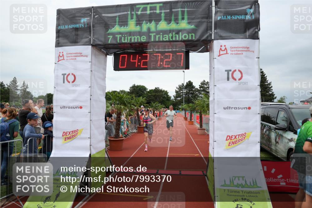 15.06.2025 - 7 Türme Triathlon Michael Strokosch http://msf.ph/oto/7993370 15.06.2025 14:27:27 Ziel 355, 498, 835, 970 meine-sportfotos.de