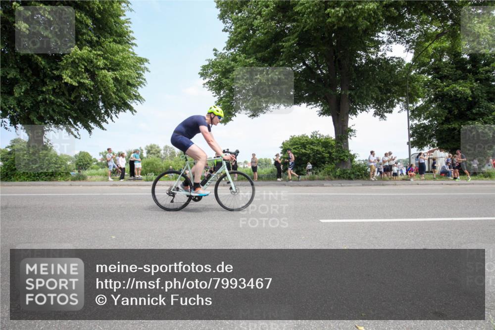 15.06.2025 - 7 Türme Triathlon Yannick Fuchs http://msf.ph/oto/7993467 15.06.2025 13:31:47 Radfahren 234, 327, 582, 665, 708, 784, 986, 988, 990, 1198 meine-sportfotos.de