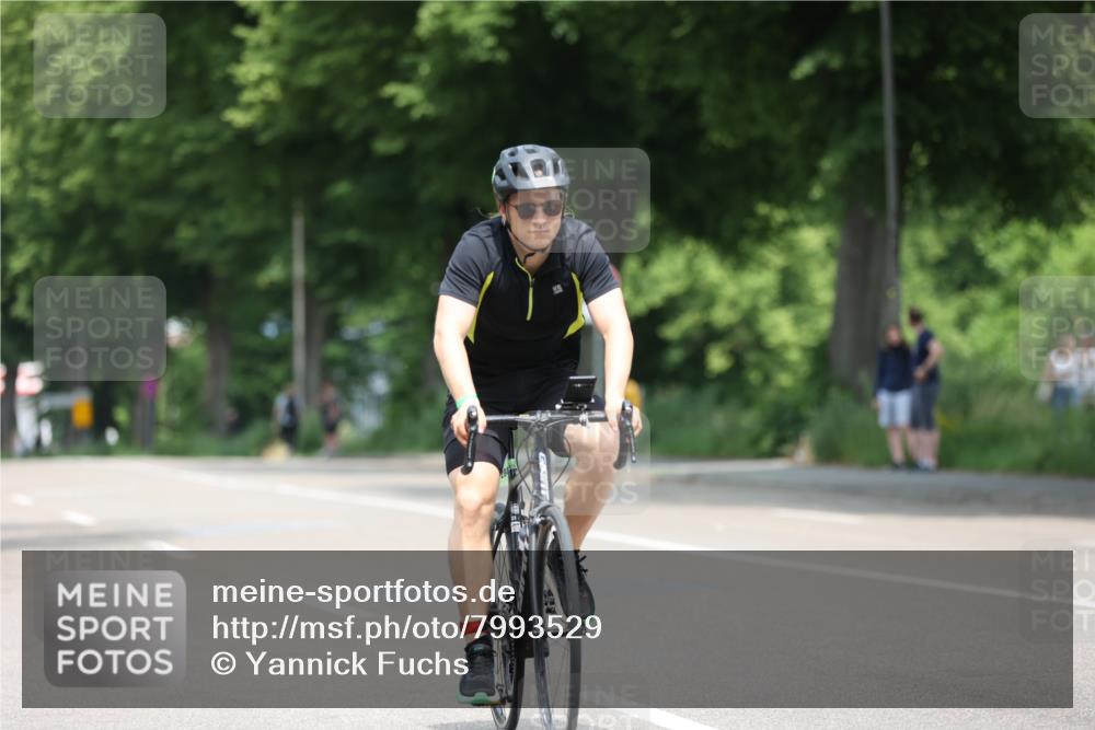 15.06.2025 - 7 Türme Triathlon Yannick Fuchs http://msf.ph/oto/7993529 15.06.2025 12:07:37 Radfahren 294 meine-sportfotos.de