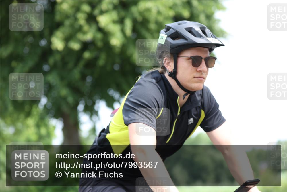 15.06.2025 - 7 Türme Triathlon Yannick Fuchs http://msf.ph/oto/7993567 15.06.2025 12:07:38 Radfahren 294 meine-sportfotos.de