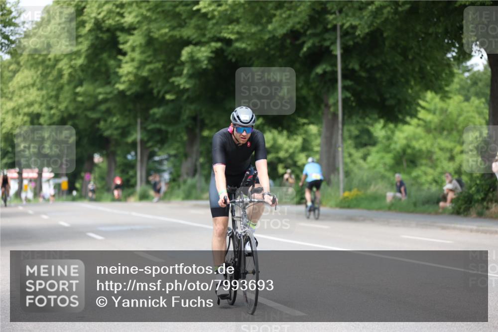 15.06.2025 - 7 Türme Triathlon Yannick Fuchs http://msf.ph/oto/7993693 15.06.2025 13:07:32 Radfahren 285, 295, 324, 548 meine-sportfotos.de